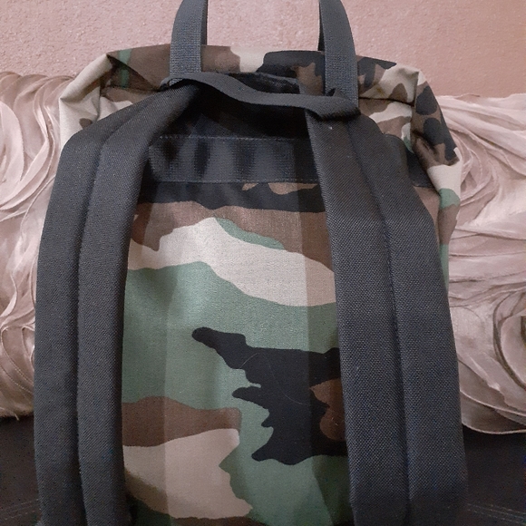 🍎Brooklyn Industries Backpack/Tote🍎 - Picture 2 of 8